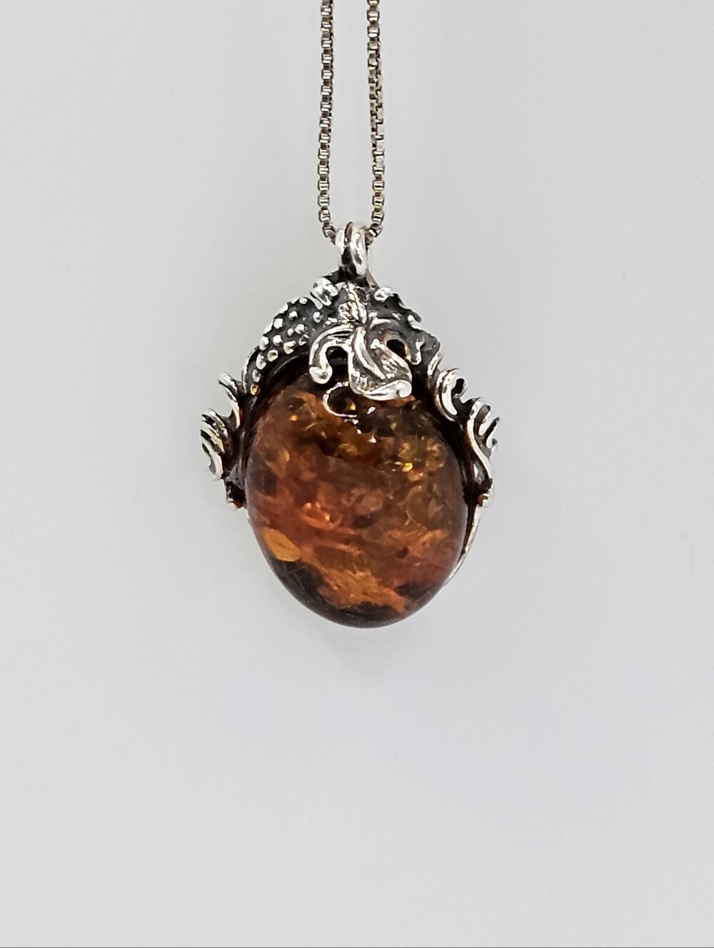 Vintage Valerio Baltic Amber Pendant & Sterling Silver Box Chain 18"